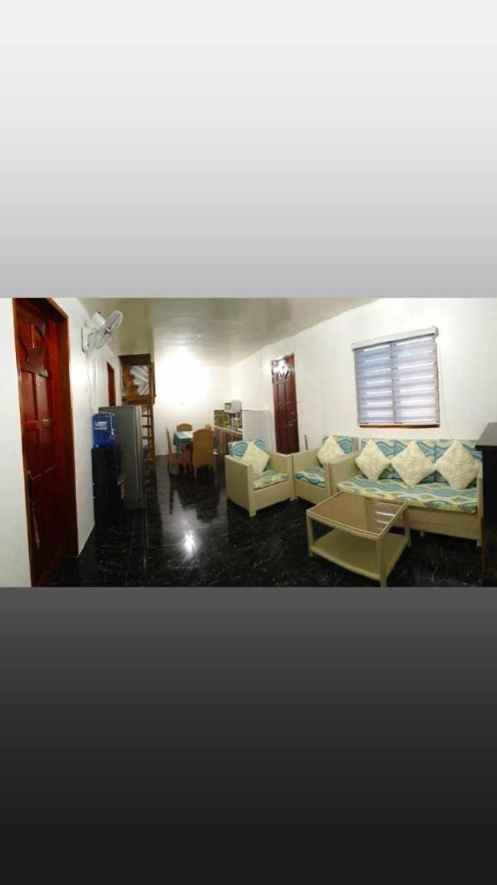 A&C Aquino Guesthouse Moalboal Exterior photo